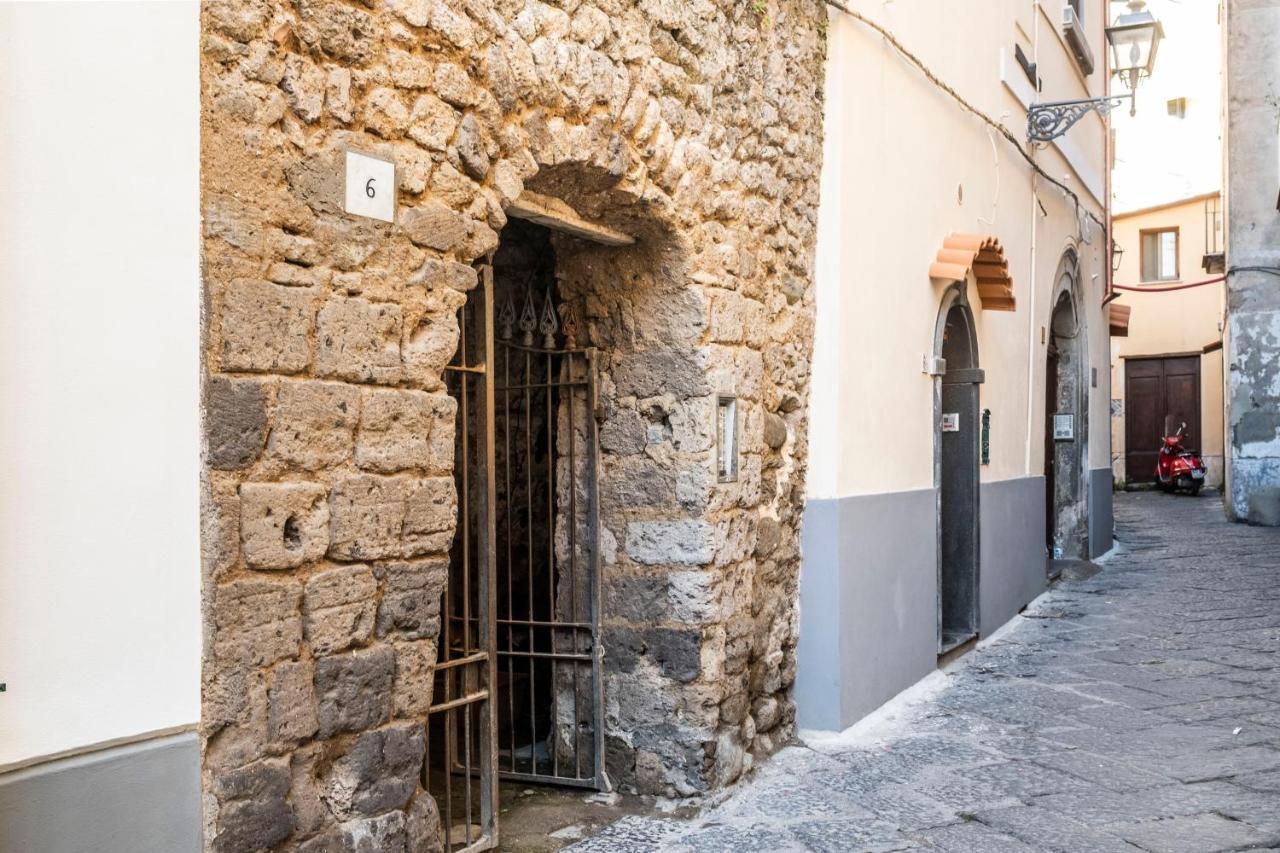 36 Steps In Tasso Square Apartment Sorrento Exterior photo
